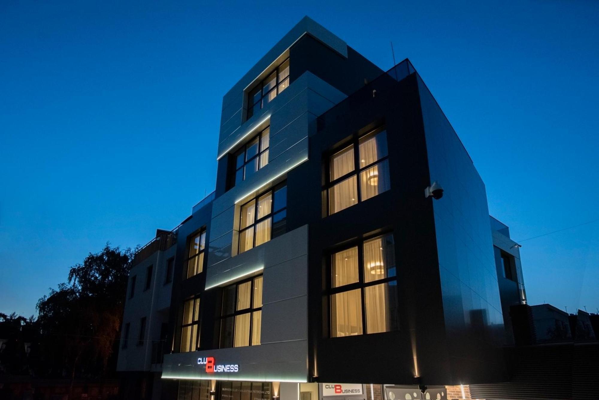 Family Hotel Business Club Shumen Exterior foto